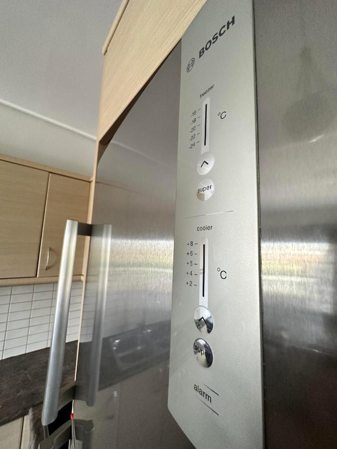 Eva'S Luxury Apartments No 4 Артемида Екстериор снимка