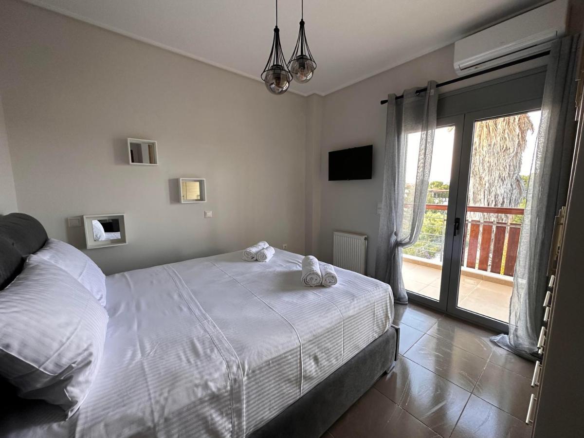 Eva'S Luxury Apartments No 4 Артемида Екстериор снимка