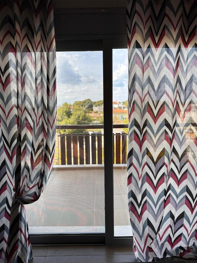 Eva'S Luxury Apartments No 4 Артемида Екстериор снимка